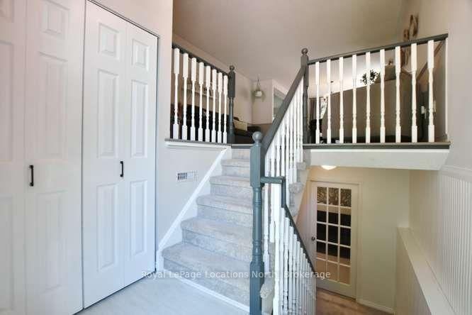 83 Fernbrook Drive • Wasaga Beach, ON photo 3