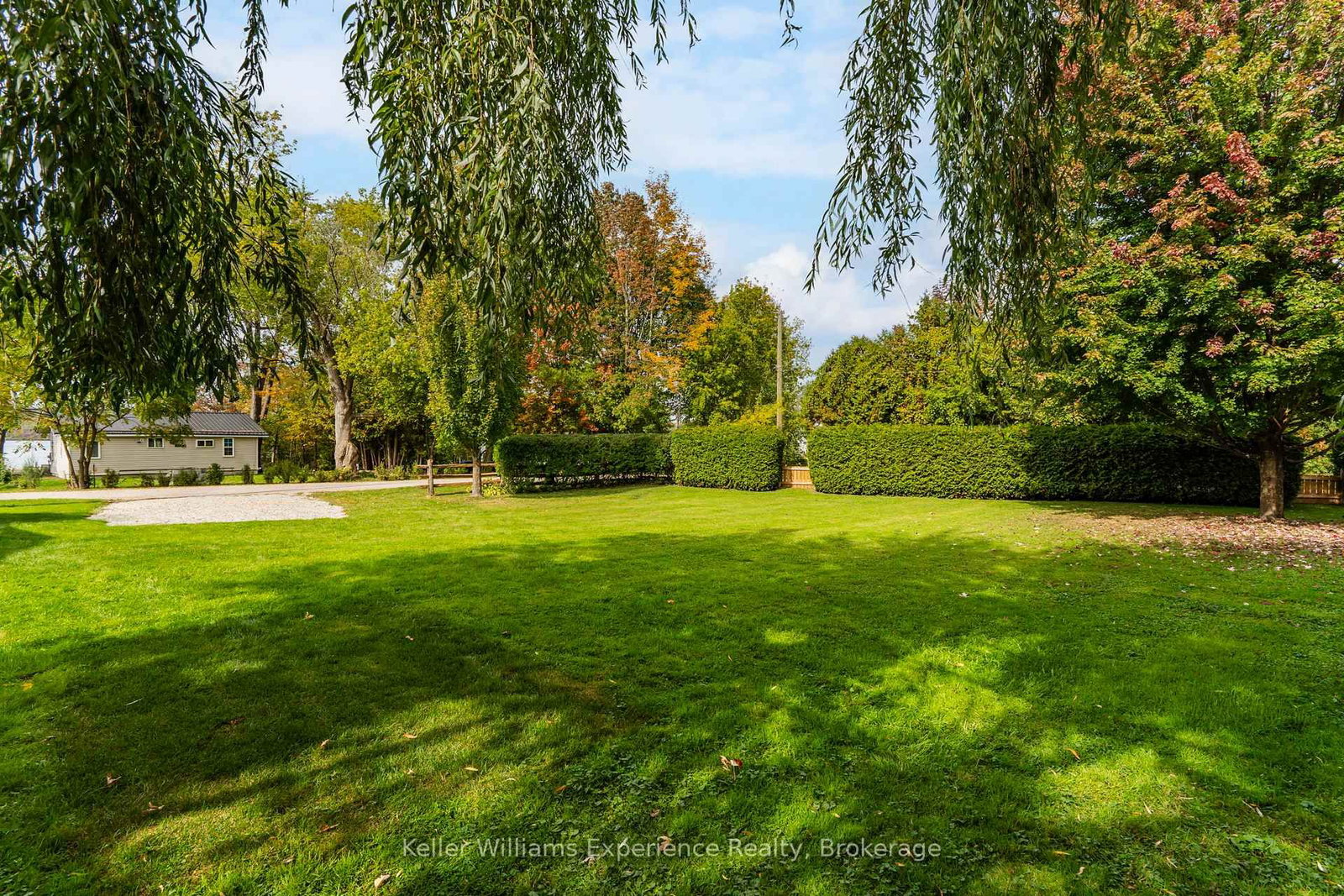 681 McMurtry Road • Midland, ON photo 36