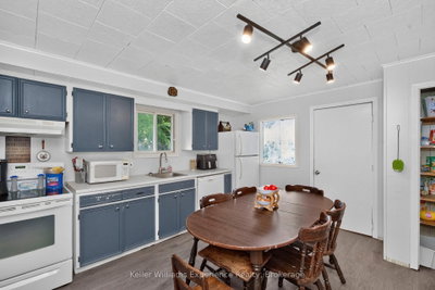 9 Wolfe Street • Penetanguishene, ON photo 5