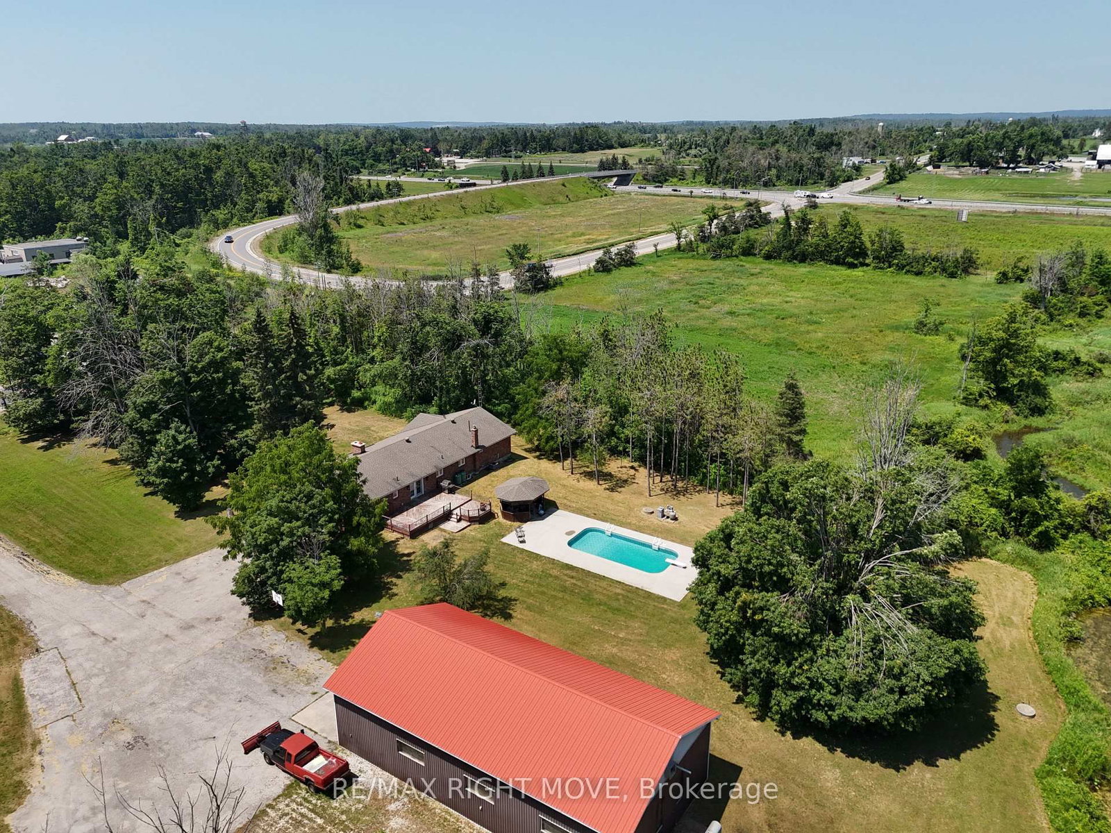 114 11th Line S • Oro-Medonte, ON photo 13
