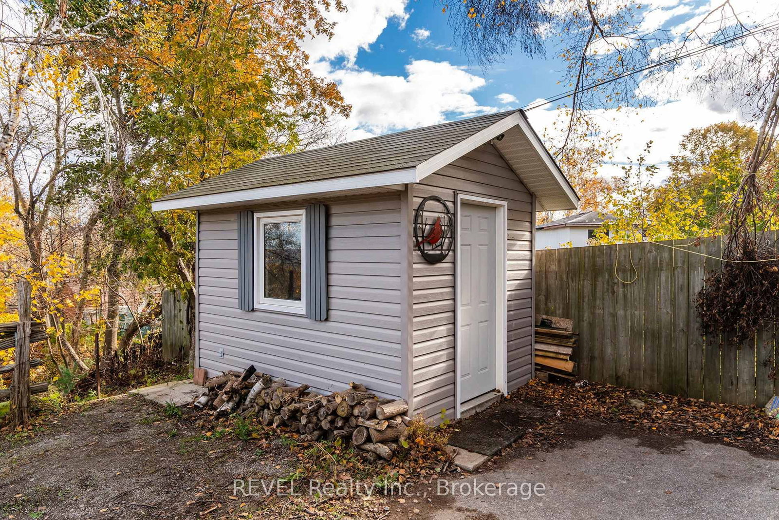 635 William Street • Midland, ON photo 48