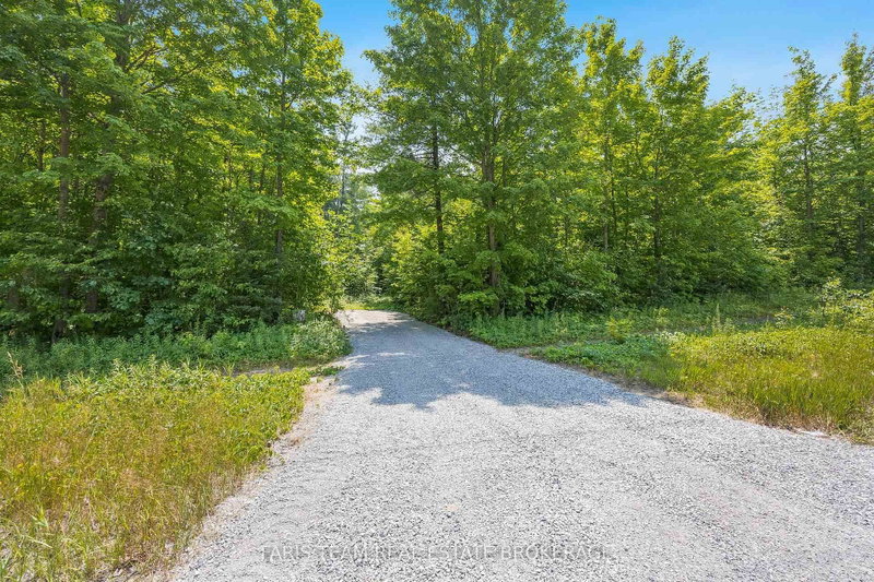 PT LT 40 Horseshoe Valley Road W