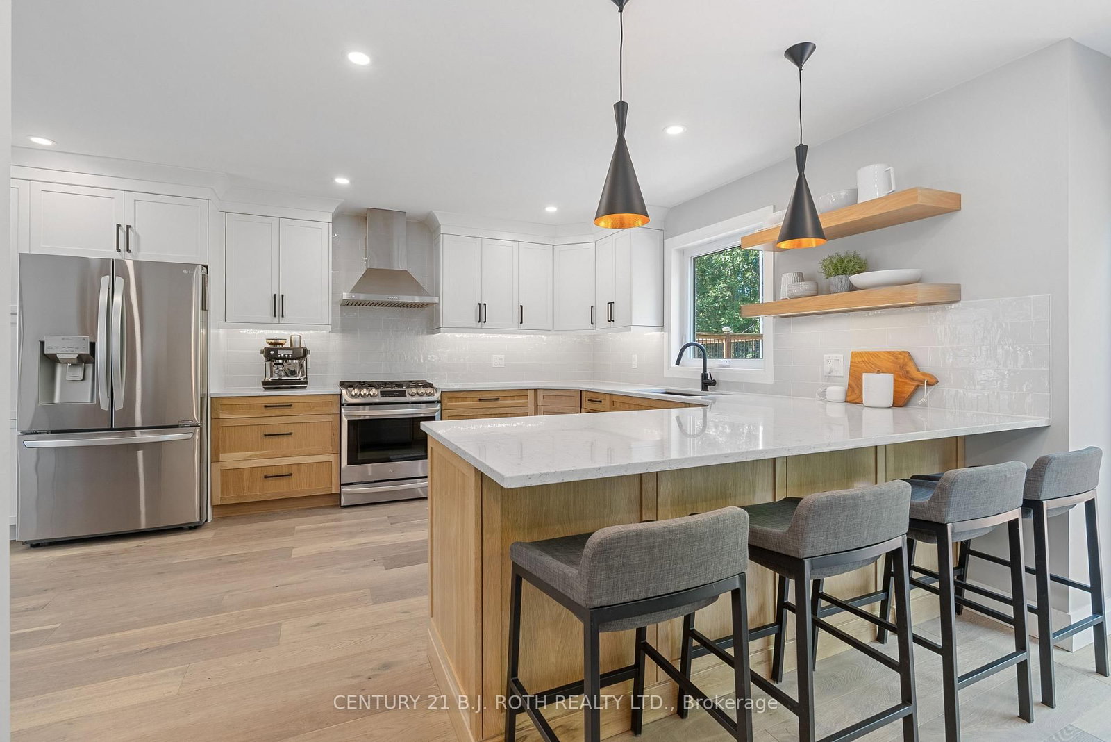67 GRANT'S Way • Barrie, ON photo 13