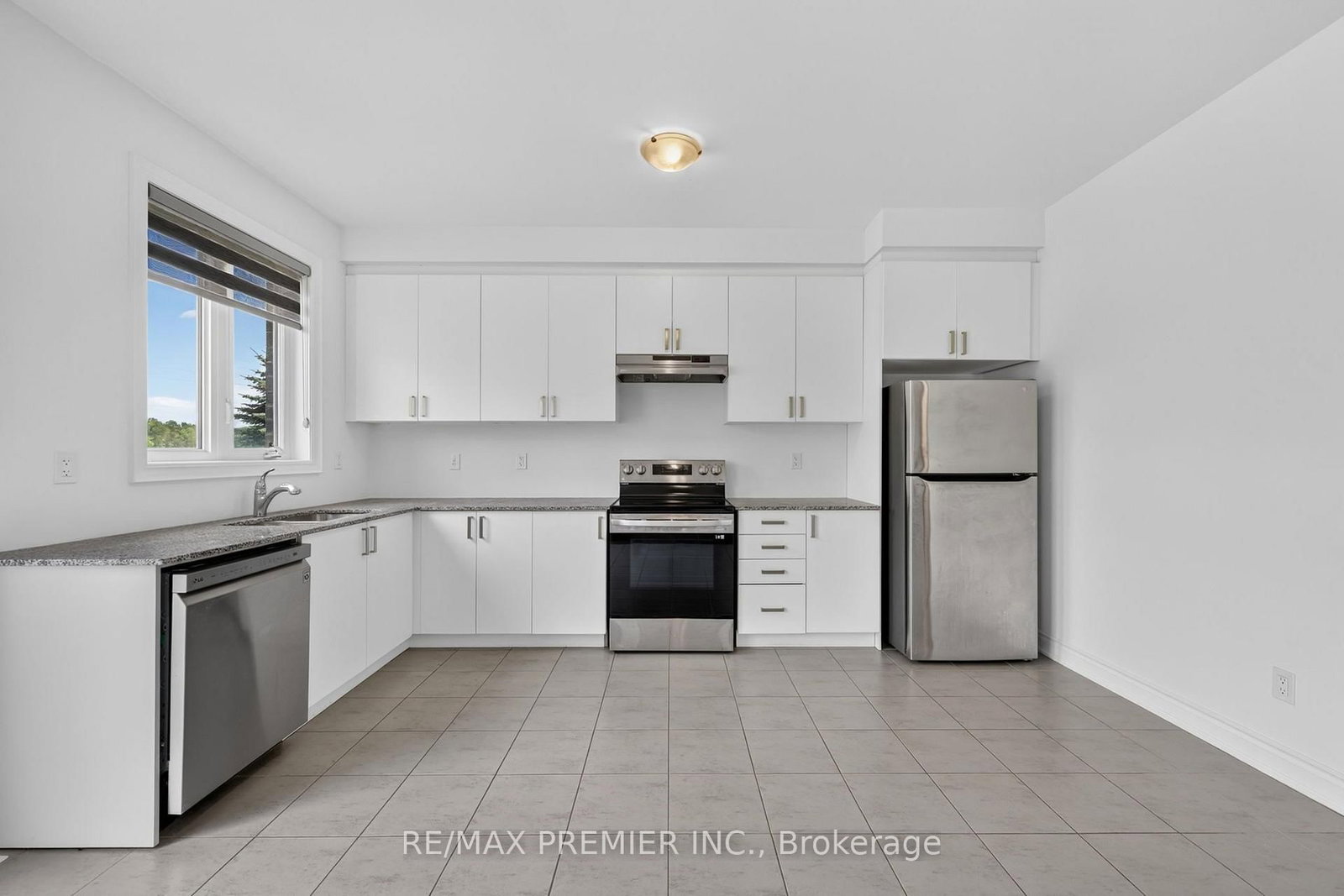 23 Autumn Drive • Wasaga Beach, ON photo 17