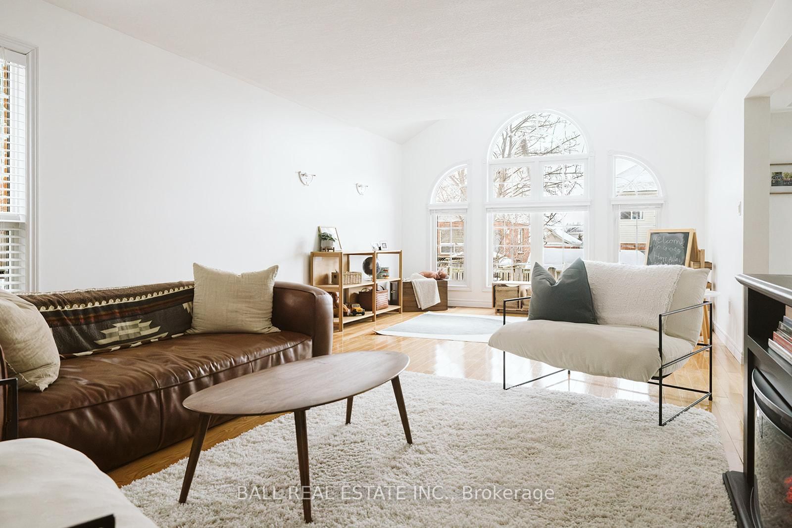 66 Highlands Crescent • Collingwood, ON photo 6