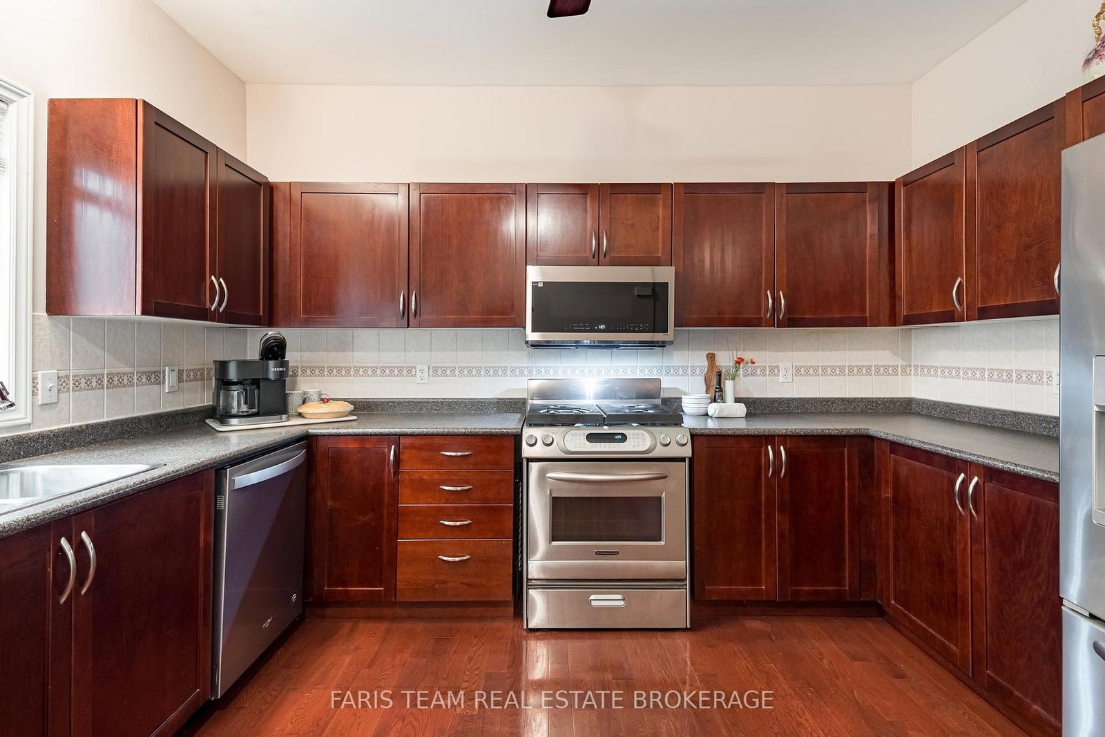 47 Georgias Walk • Tay, ON photo 6