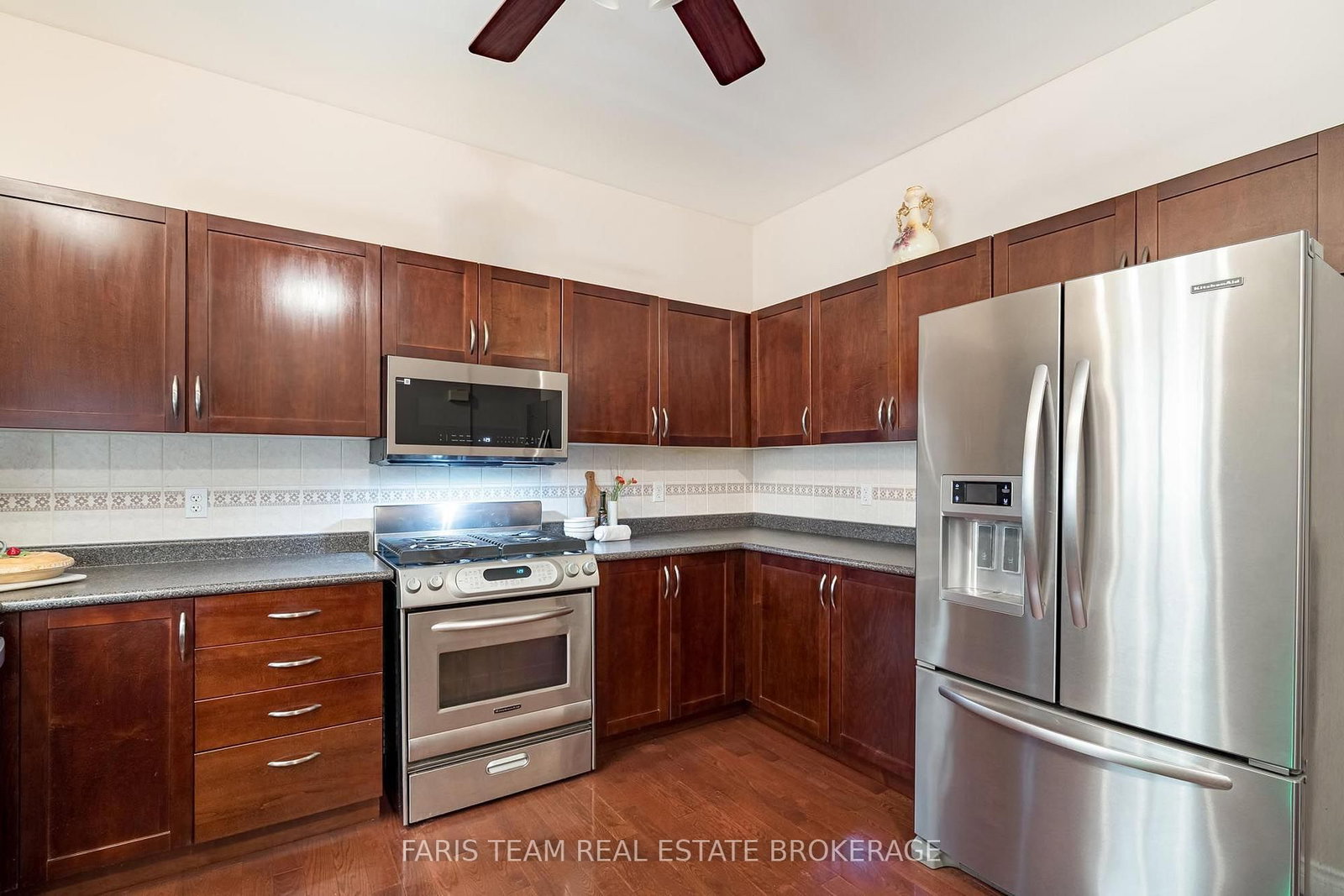 47 Georgias Walk • Tay, ON photo 9