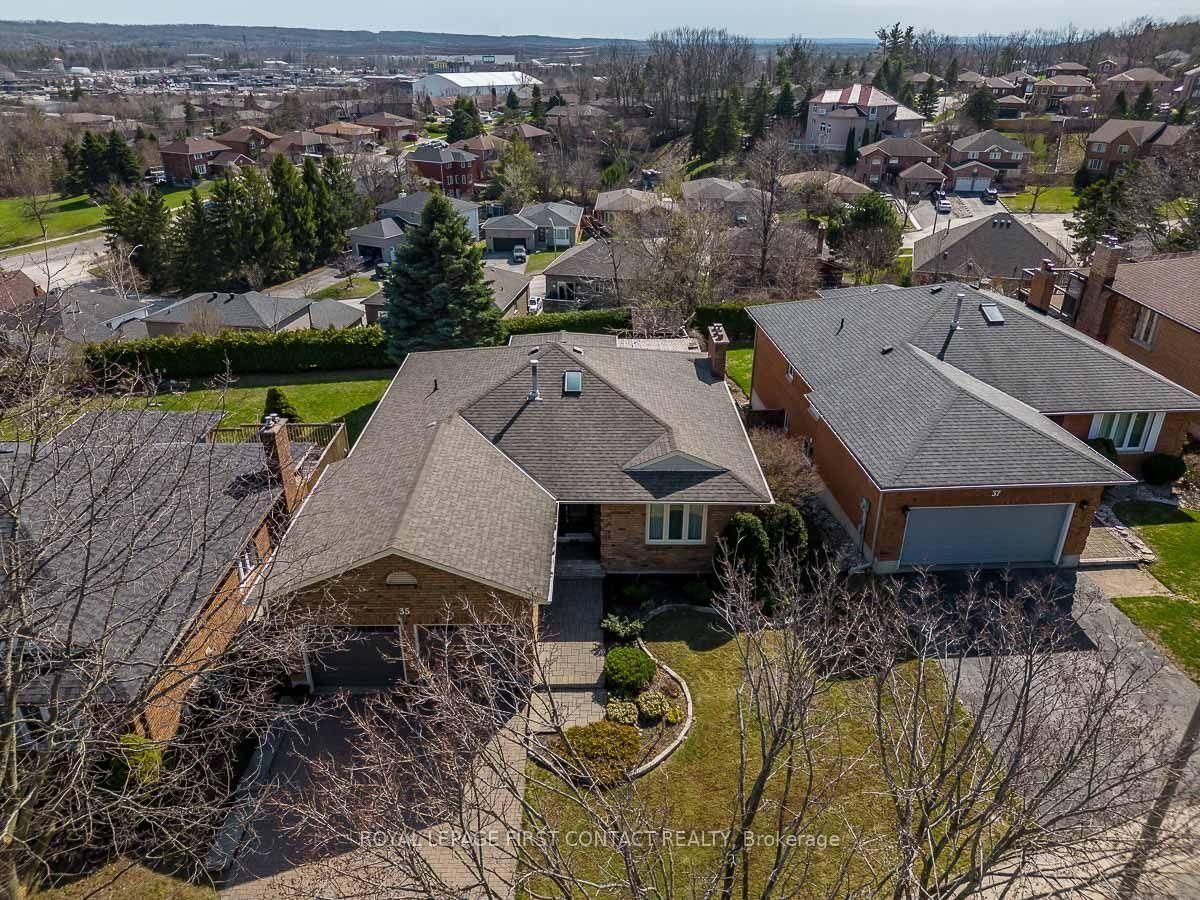 35 Gibbon Drive • Barrie, ON photo 37