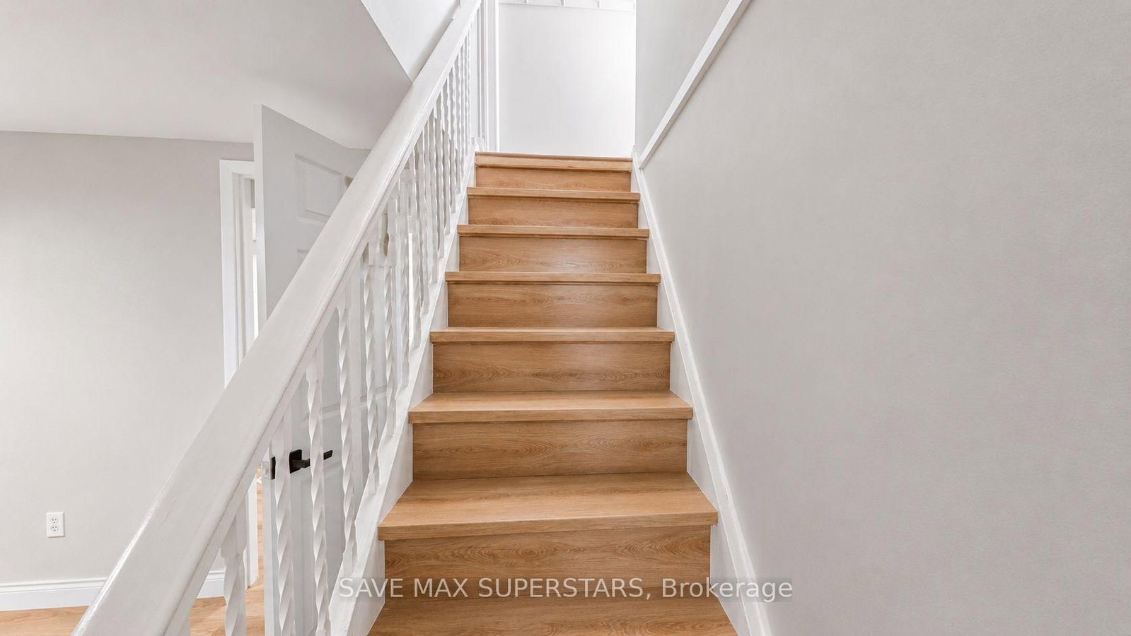 275 E Grove Street • Barrie, ON photo 29