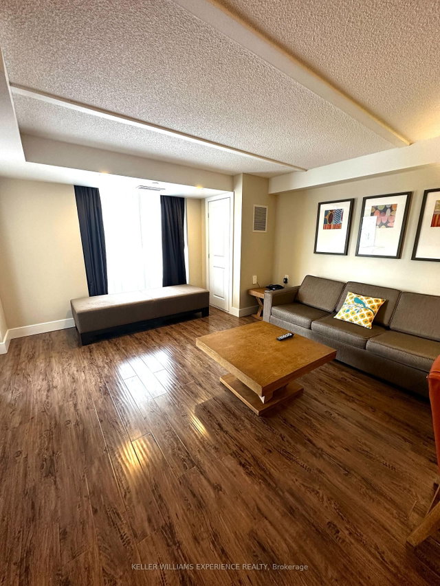 3112/14 - 9 Harbour Street E