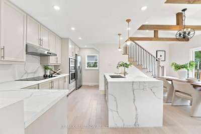 4363 Hepinstall Landing • Severn, ON photo 8