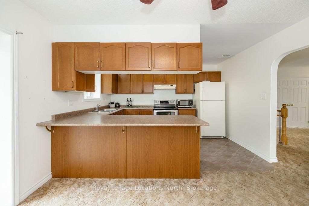 128 Spruce Street • Tiny, ON photo 10