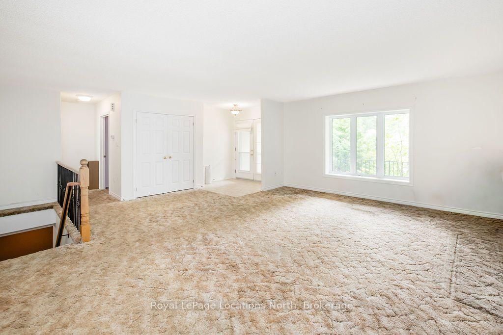 128 Spruce Street • Tiny, ON photo 4
