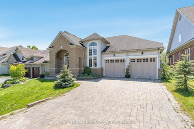 16 Landscape Drive • Oro-Medonte, ON photo 3