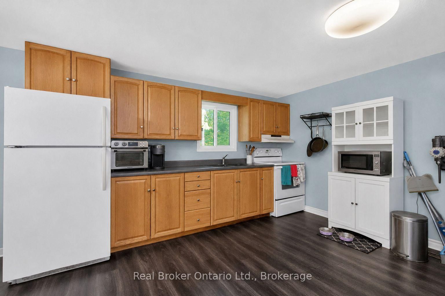 5263 Elliott Side Road • #48 • Tay, ON photo 11