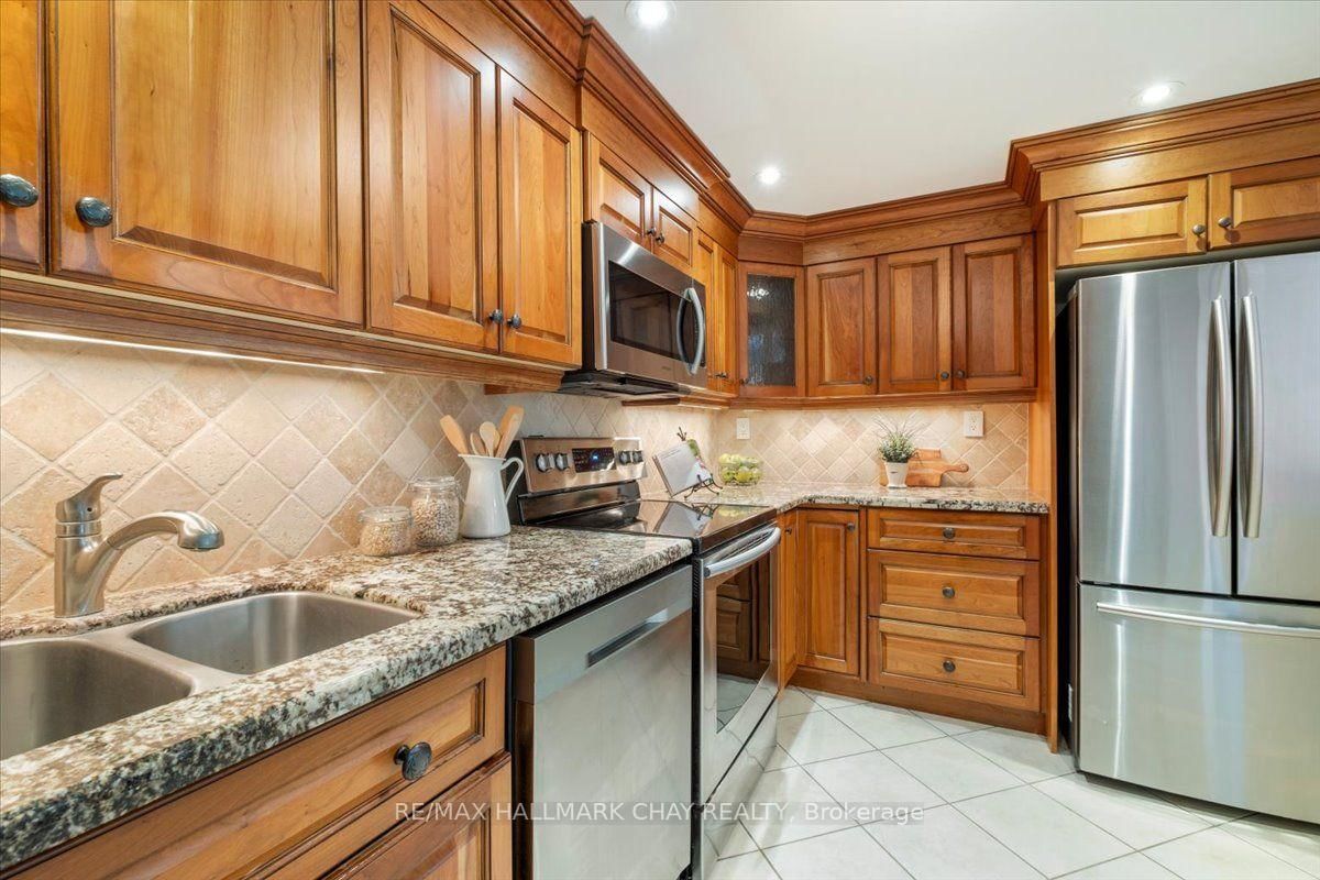 181 Collier Street • #202 • Barrie, ON photo 14