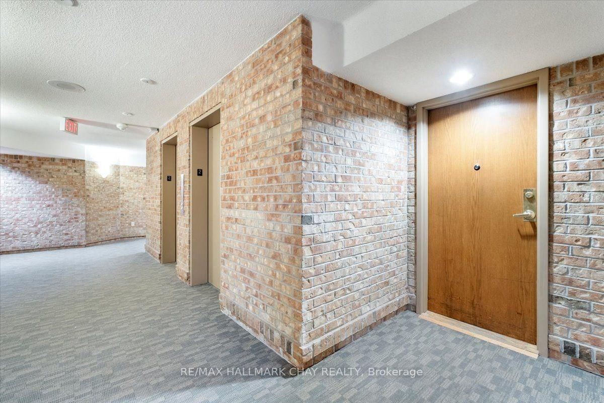 181 Collier Street • #202 • Barrie, ON photo 6