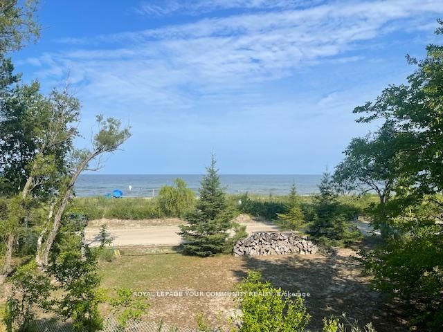 Unit A - 274 Coastline Drive