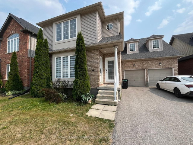 Upper - 343 Edgehill Drive