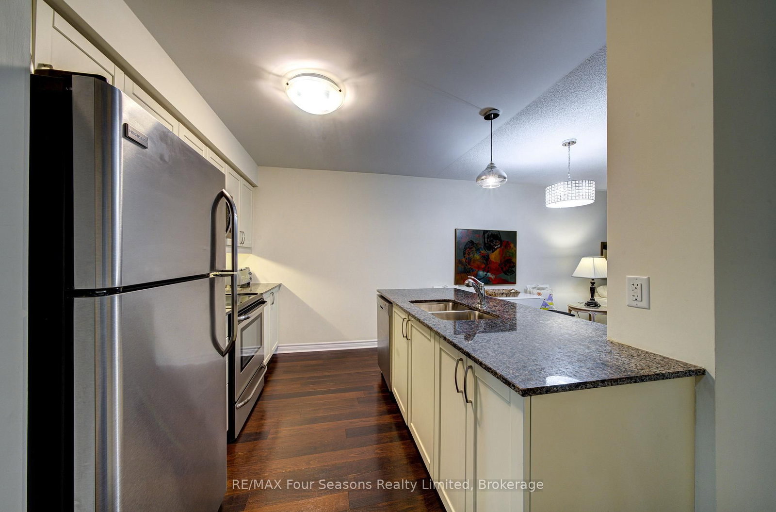 6 Brandy Lane Drive • #105 • Collingwood, ON photo 9