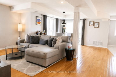 17 Cheltenham Road • #2 • Barrie, ON photo 4