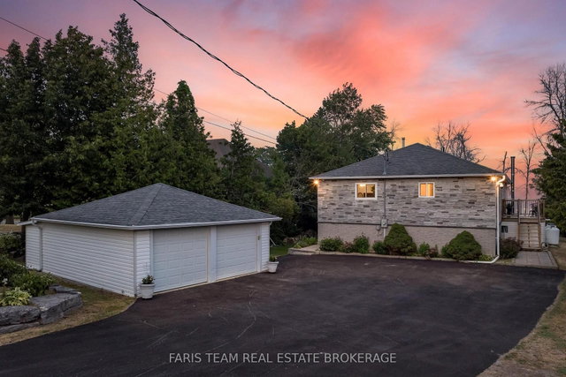 93 Silver Birch Crescent