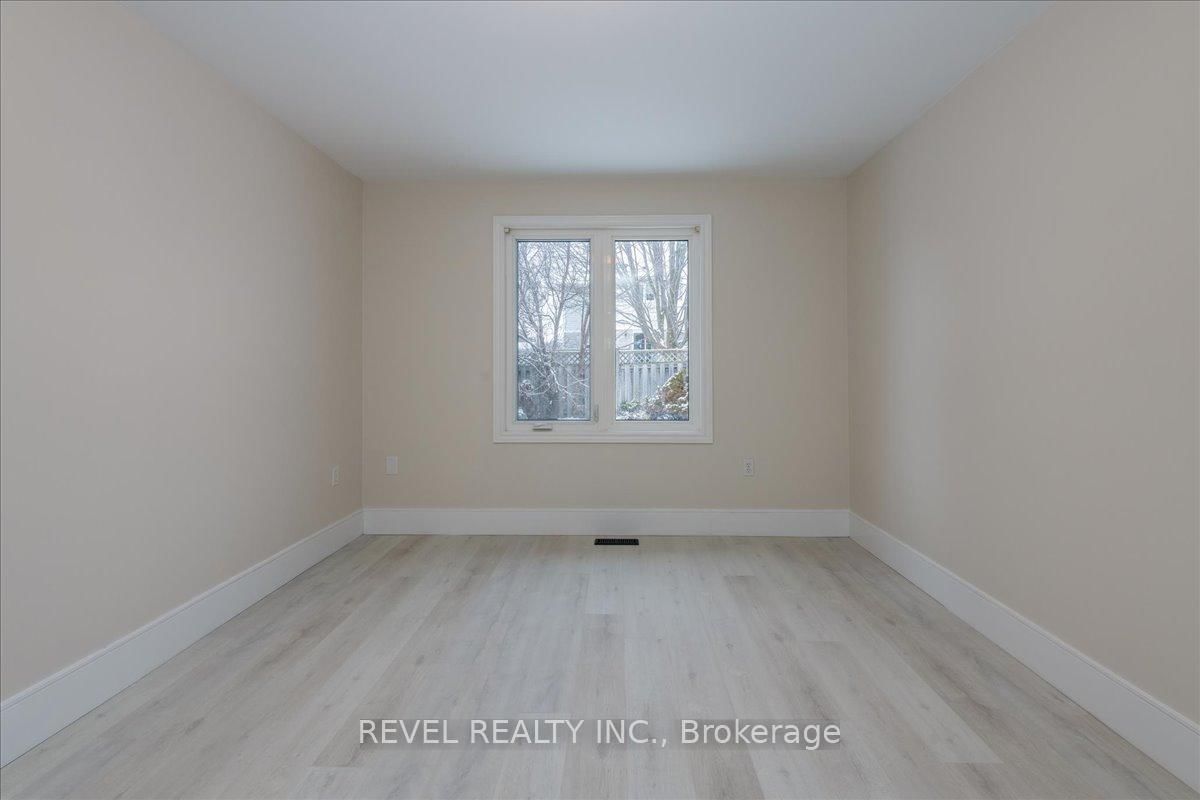 400 BIG BAY POINT Road • Barrie, ON photo 13