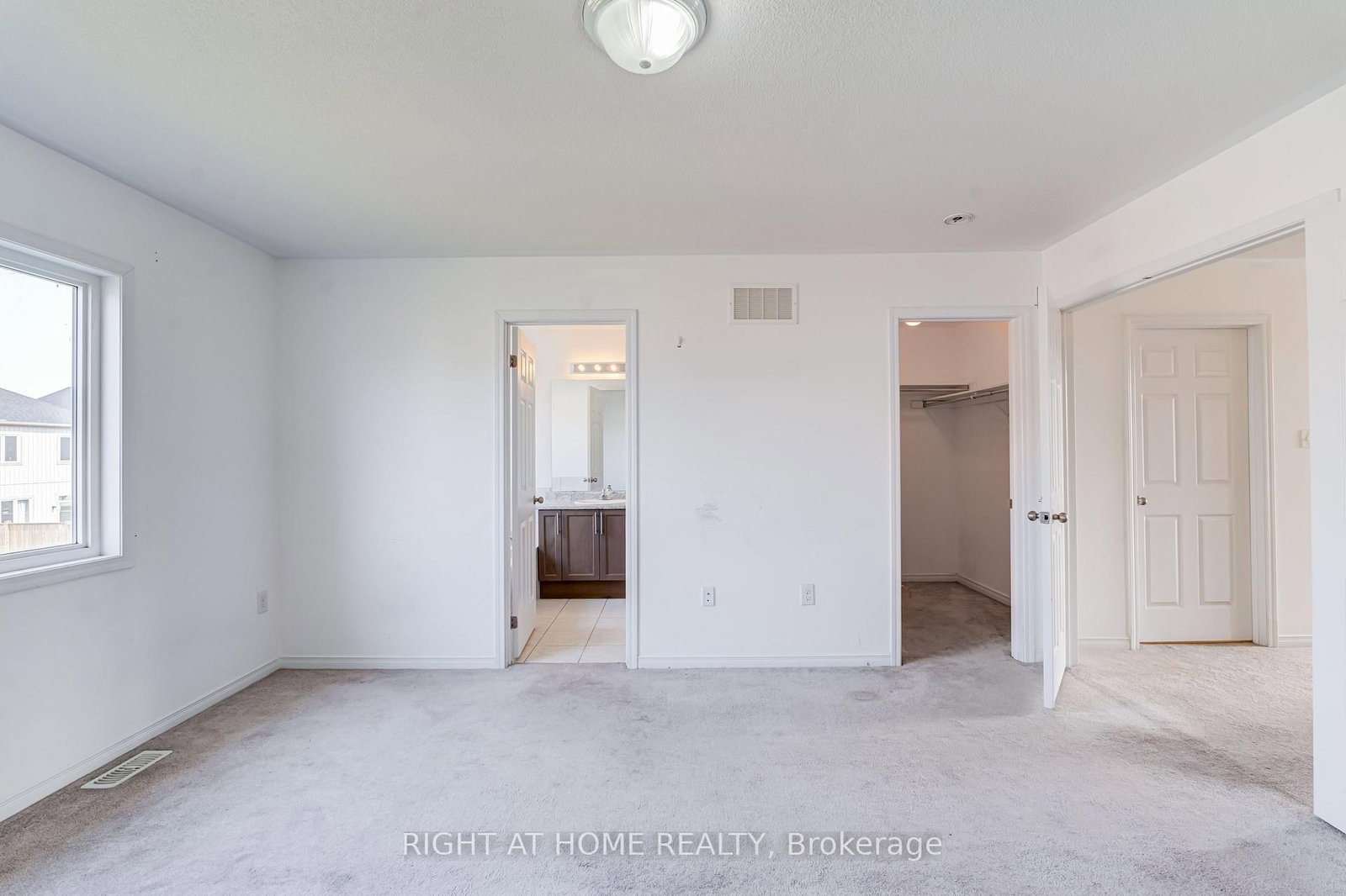 9 BAILEY Street • Collingwood, ON photo 22