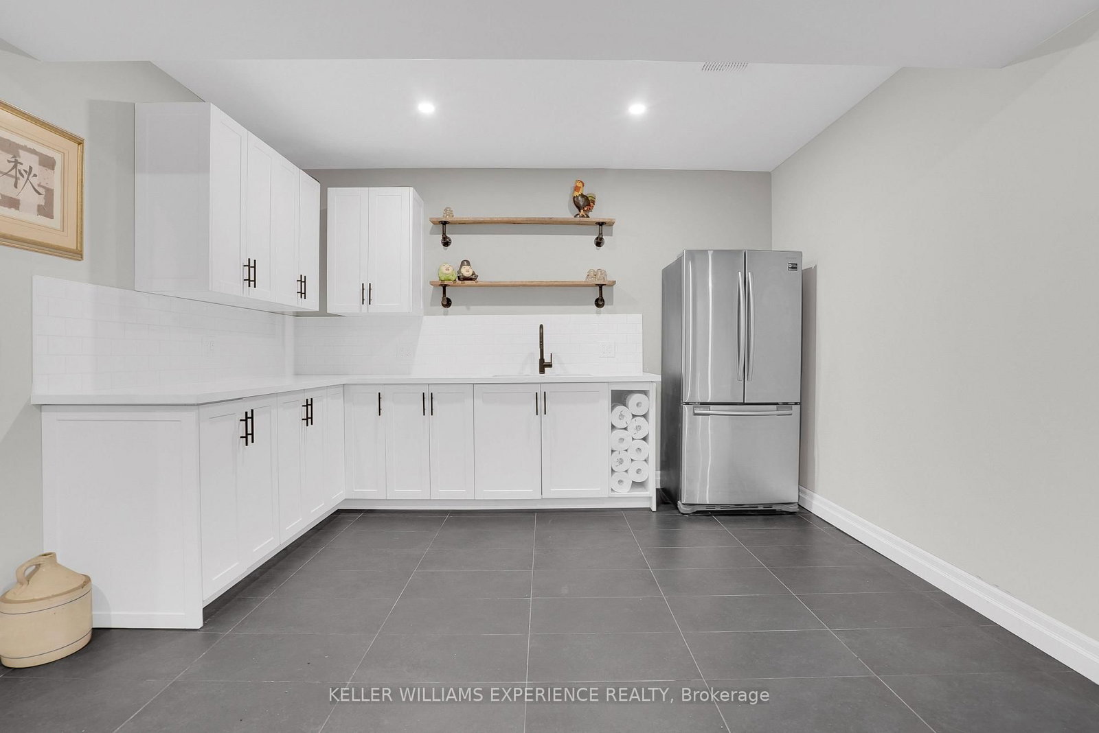 41 Heron Boulevard • Springwater, ON photo 24