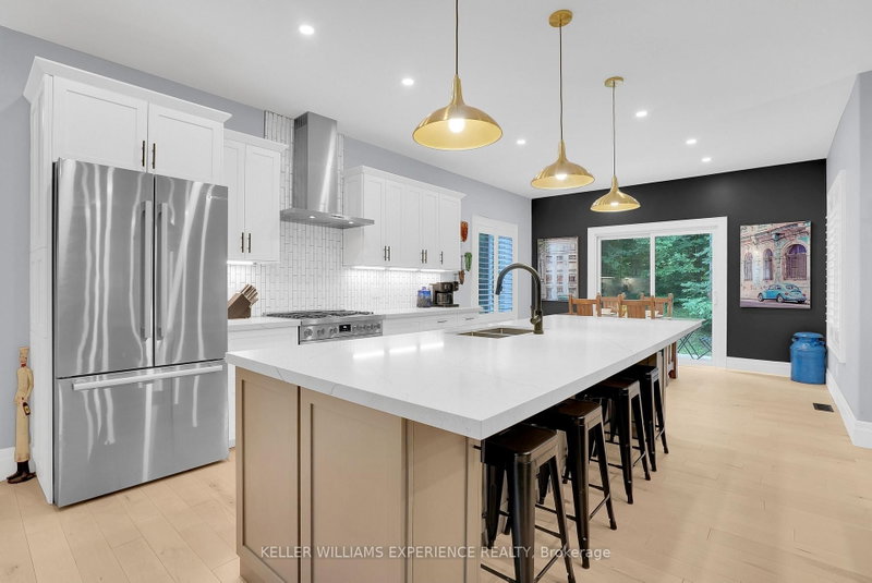 41 Heron Boulevard