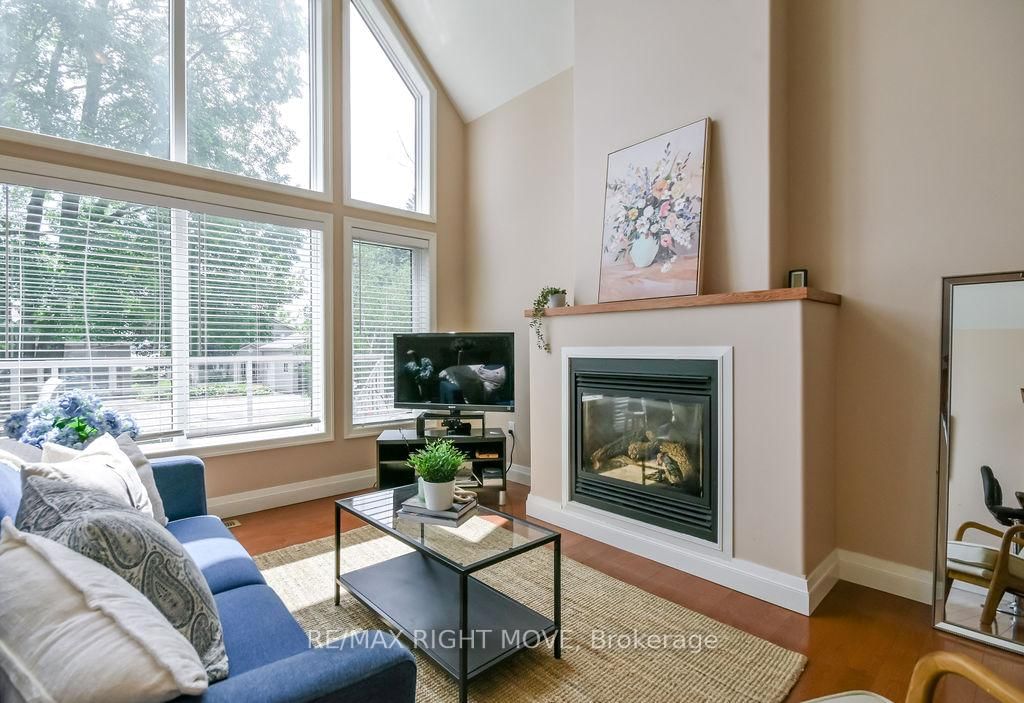 2956 Lakeside Drive • Severn, ON photo 7