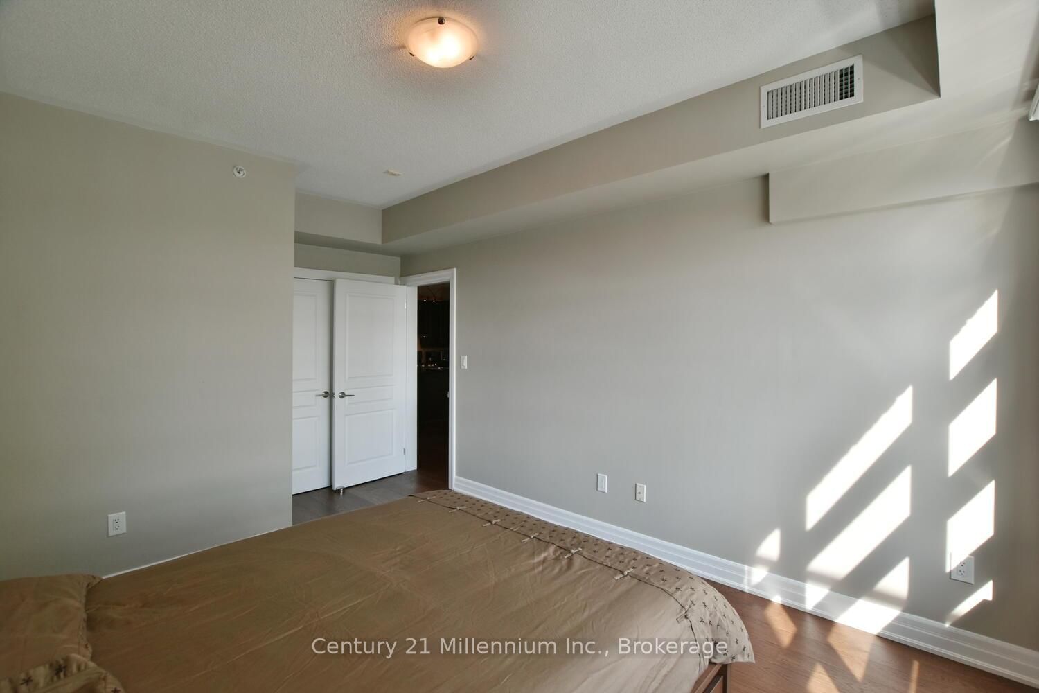 1 Shipyard Lane • #208 • Collingwood, ON photo 23