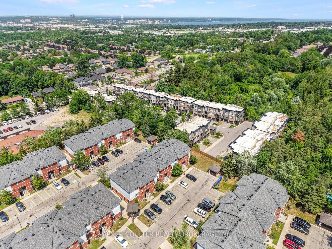 241 Ferndale Drive S • #37 • Barrie, ON photo 33