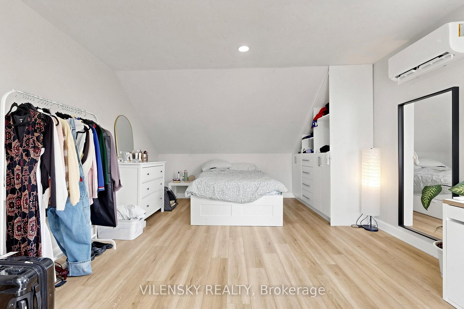541 High Street • Orillia, ON photo 15
