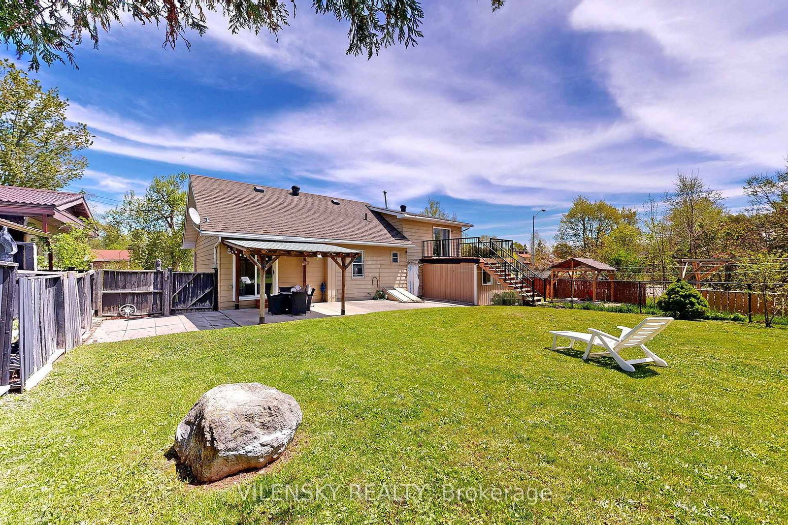 541 High Street • Orillia, ON photo 17
