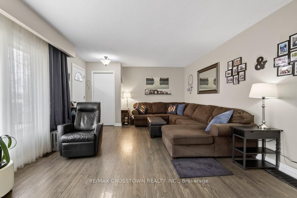 15 Smallman Drive • Wasaga Beach, ON photo 6