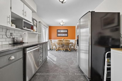 15 Smallman Drive • Wasaga Beach, ON photo 9