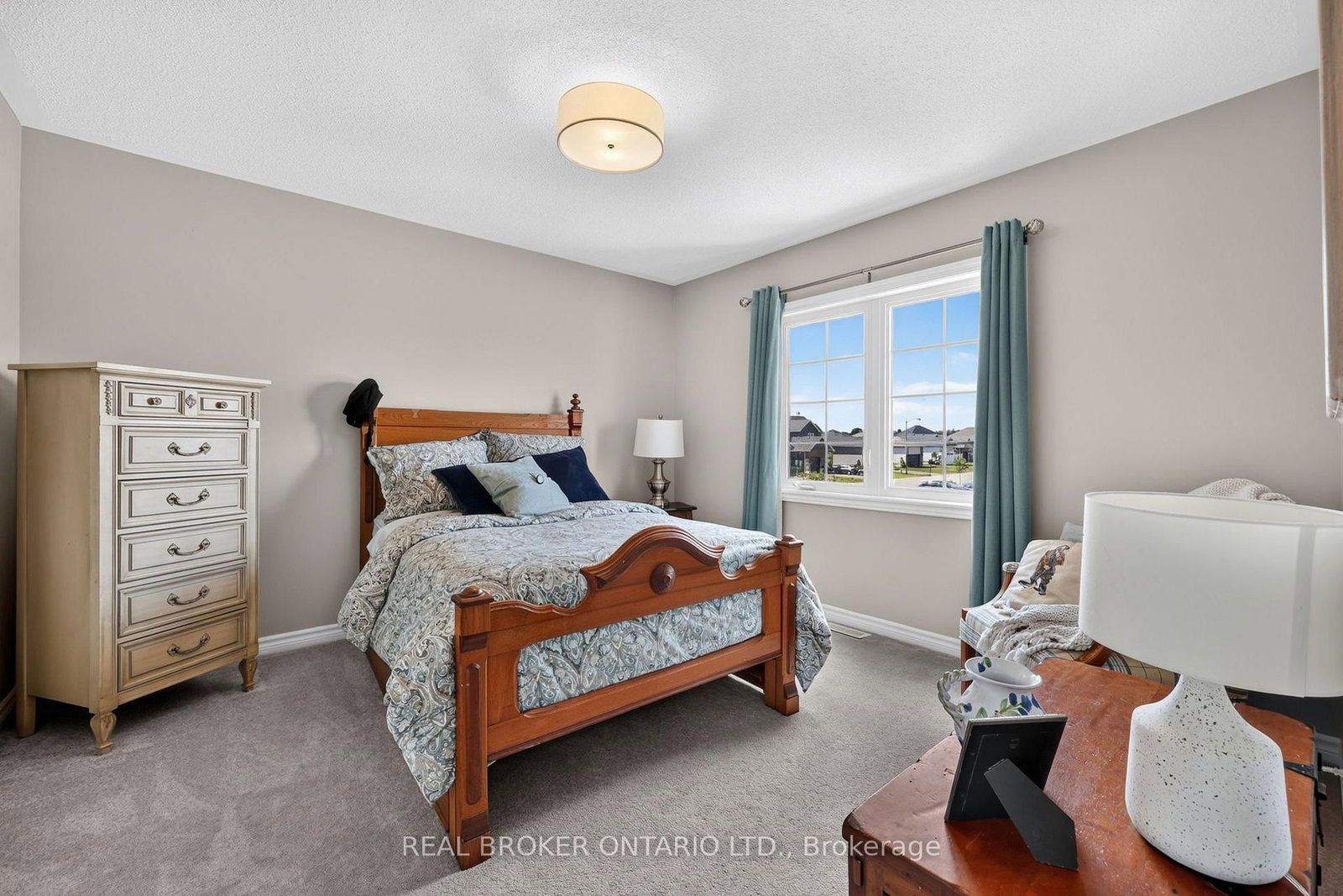 36 Beverly Street • Springwater, ON photo 19