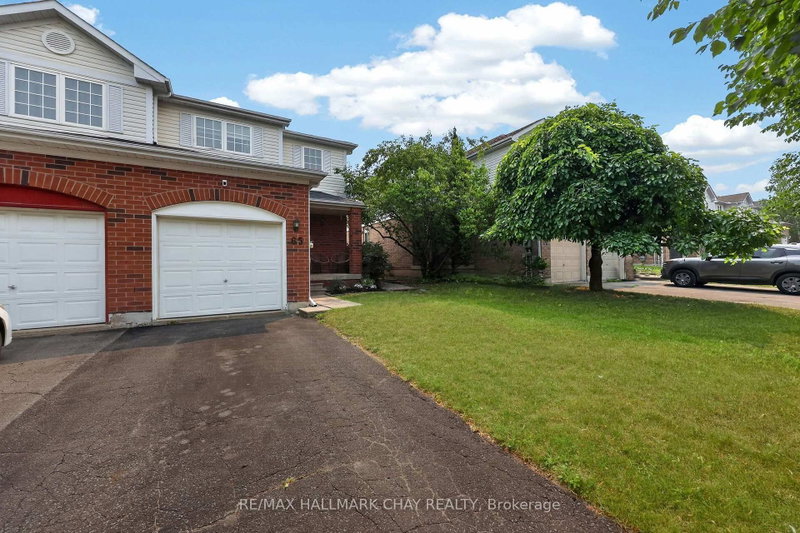 65 Pickett Crescent