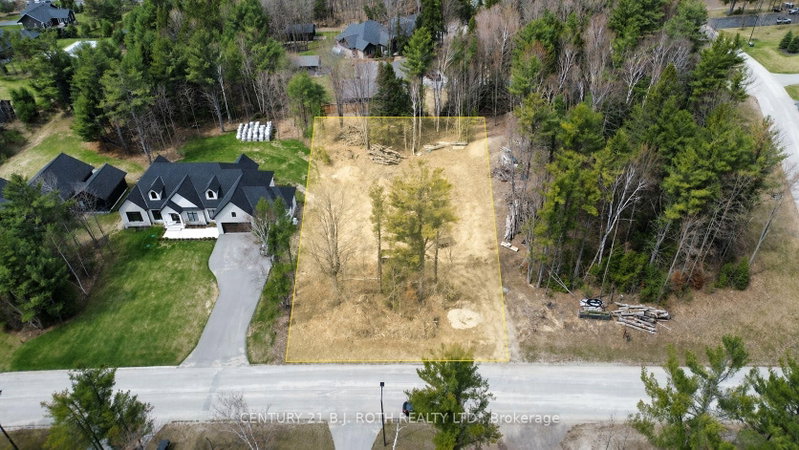 home for sale on 35 Marni Lane