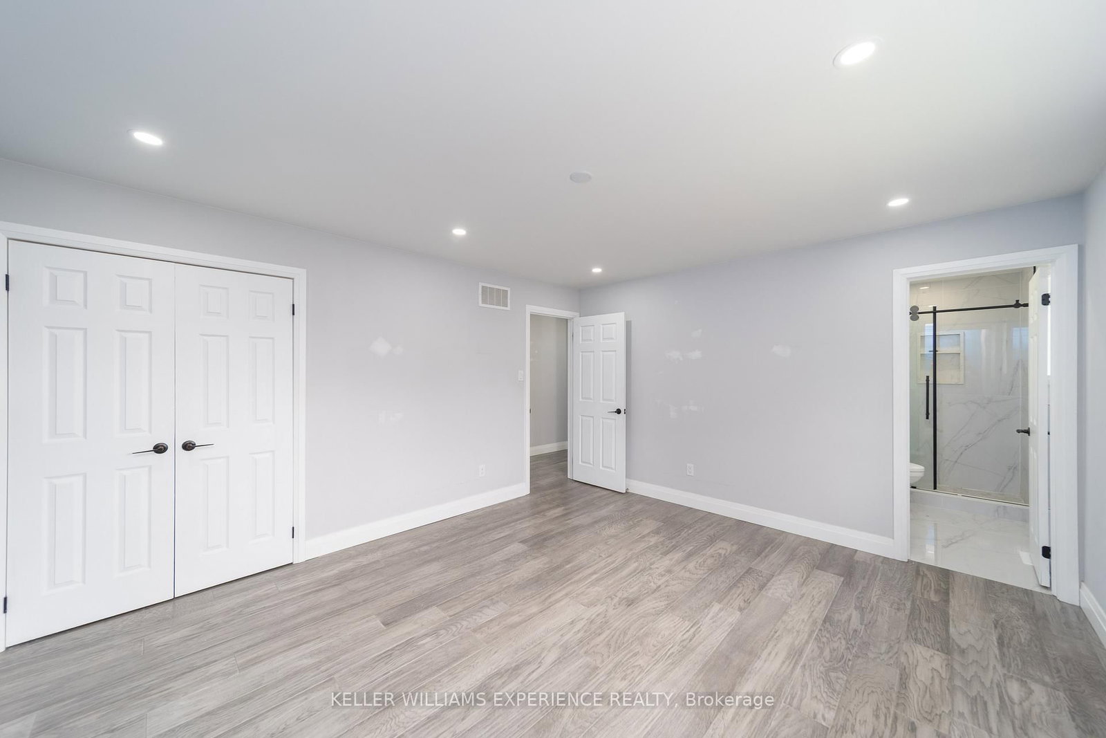 90 Sproule Drive • Barrie, ON photo 13