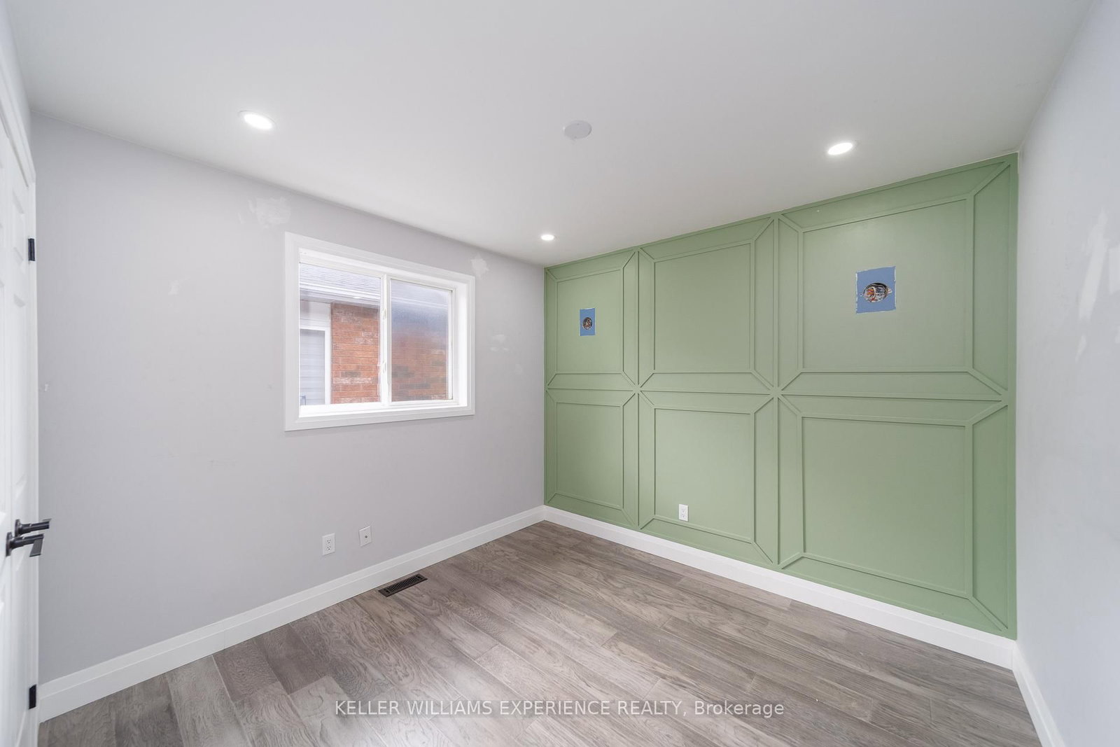 90 Sproule Drive • Barrie, ON photo 20