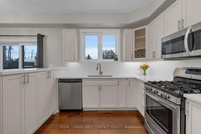 376 Blake Street • #21 • Barrie, ON photo 8