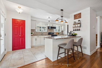 257 Edgehill Drive • Barrie, ON photo 3
