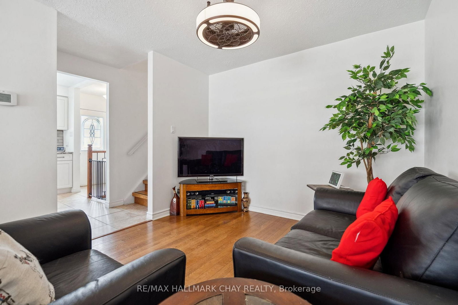 257 Edgehill Drive • Barrie, ON photo 9