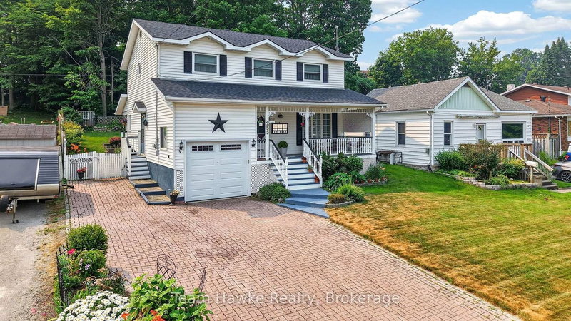 255 Hanly Street