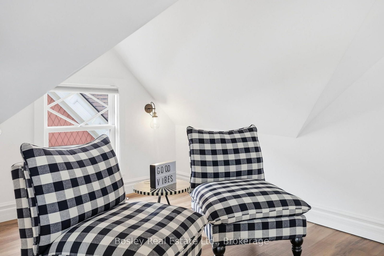 202 Pine Street • Collingwood, ON photo 33