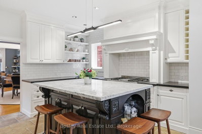 202 Pine Street • Collingwood, ON photo 9