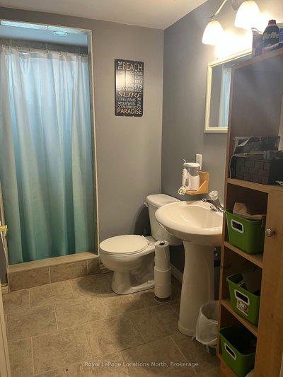 239 Atkinson Street • Clearview, ON photo 9