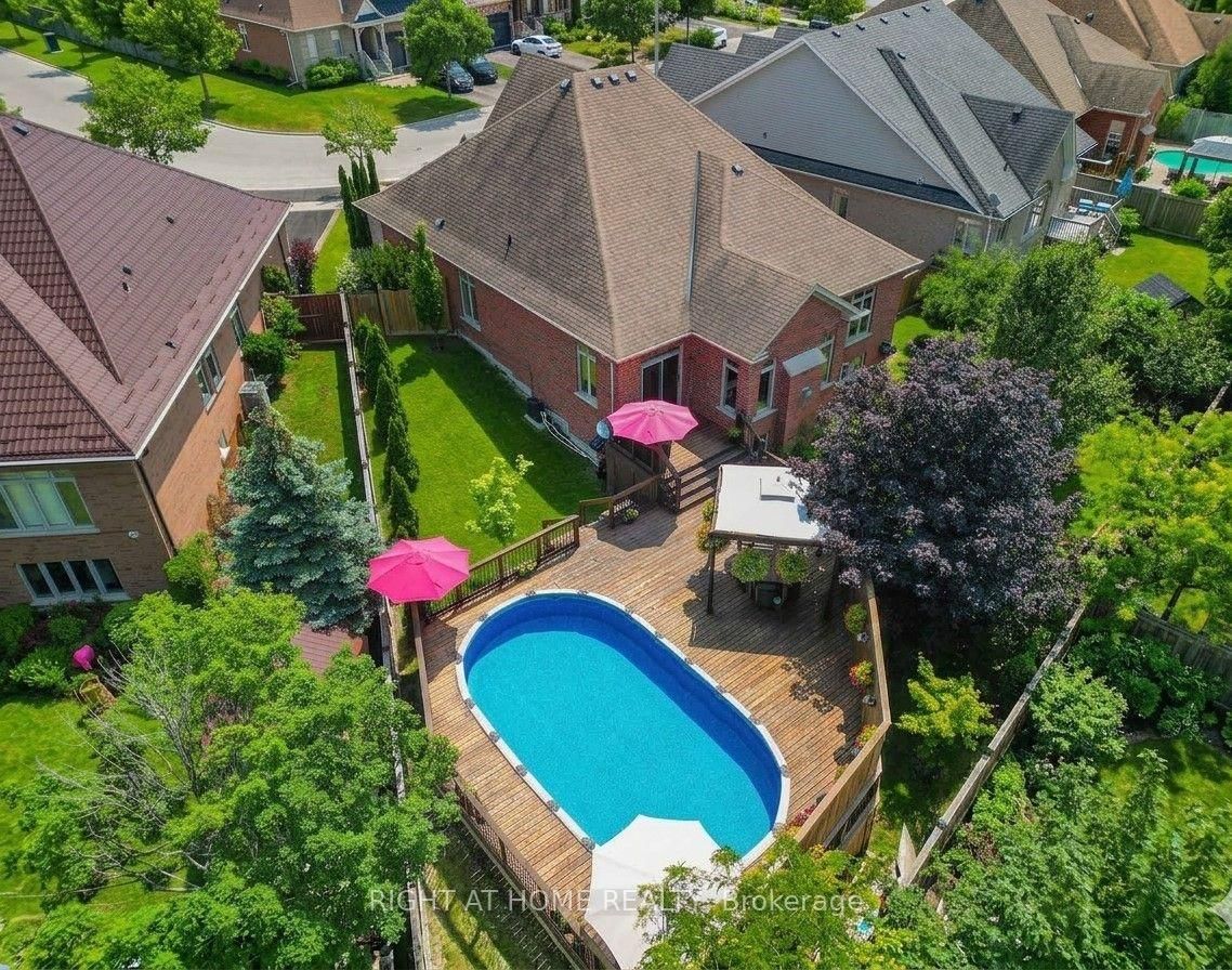 74 Royal Park Boulevard • Barrie, ON photo 32